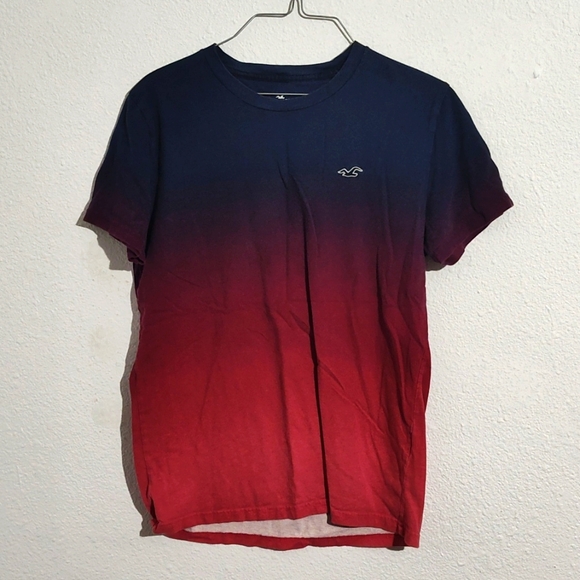 Small Hollister T shirt - Picture 1 of 4